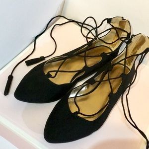 ❗️Limited PRICE DROP NEW✅BCBG🖤FLATS